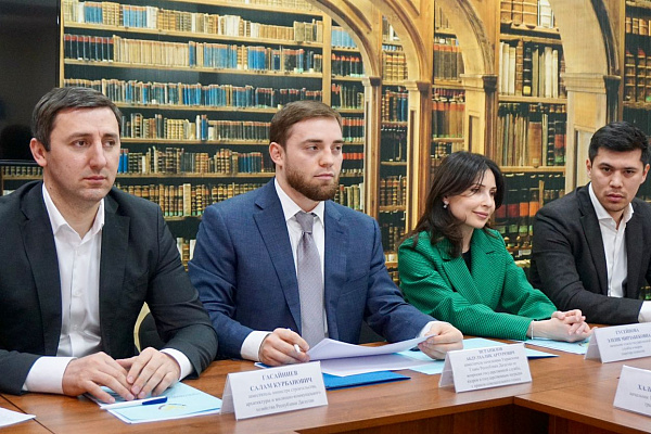 Конкурс на должность руководителя Учебного центра при Минстрое Дагестана