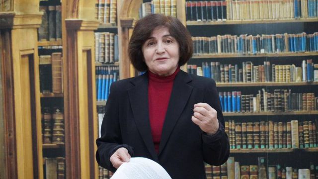 "Деловой русский язык" с профессором и зав. кафедрой ДГПУ Рашидат Халидовой