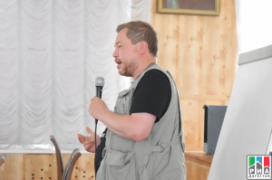 Эксперт центра имени Сербского выступил в ДКЦ с лекцией перед специалистами, работающими с детьми, возвращенными из Сирии и Ирака