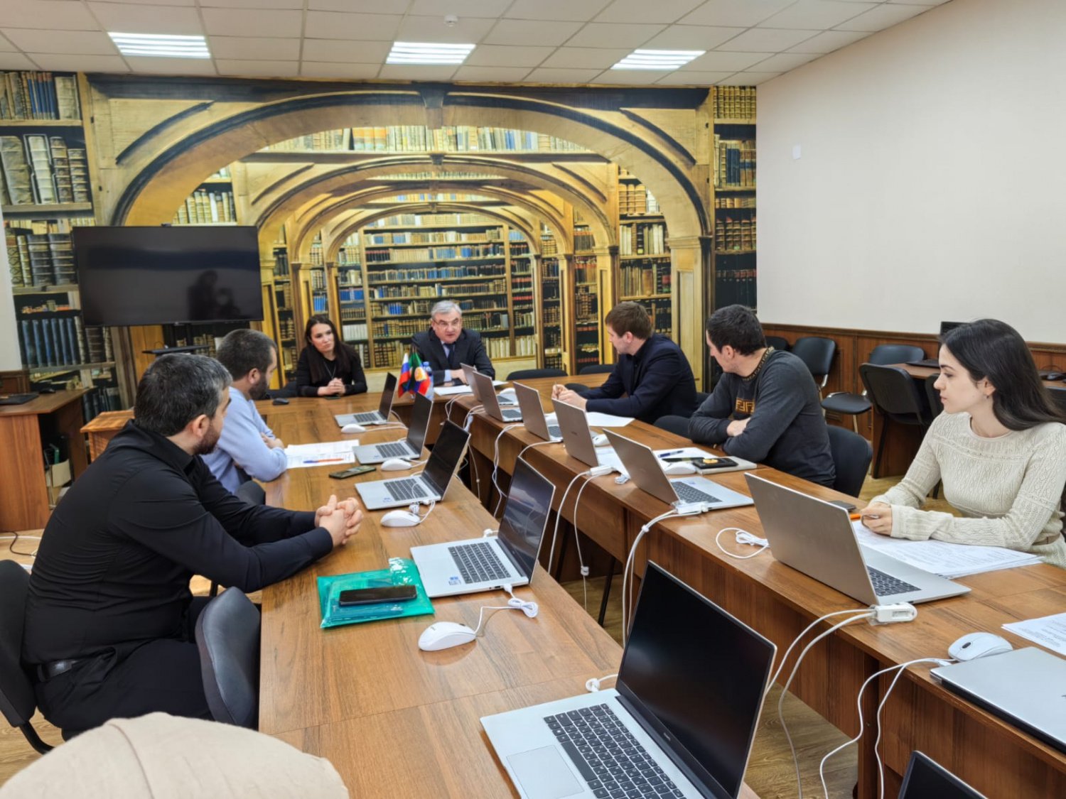Программа профессиональной переподготовки для муниципальных служащих Республики Дагестан