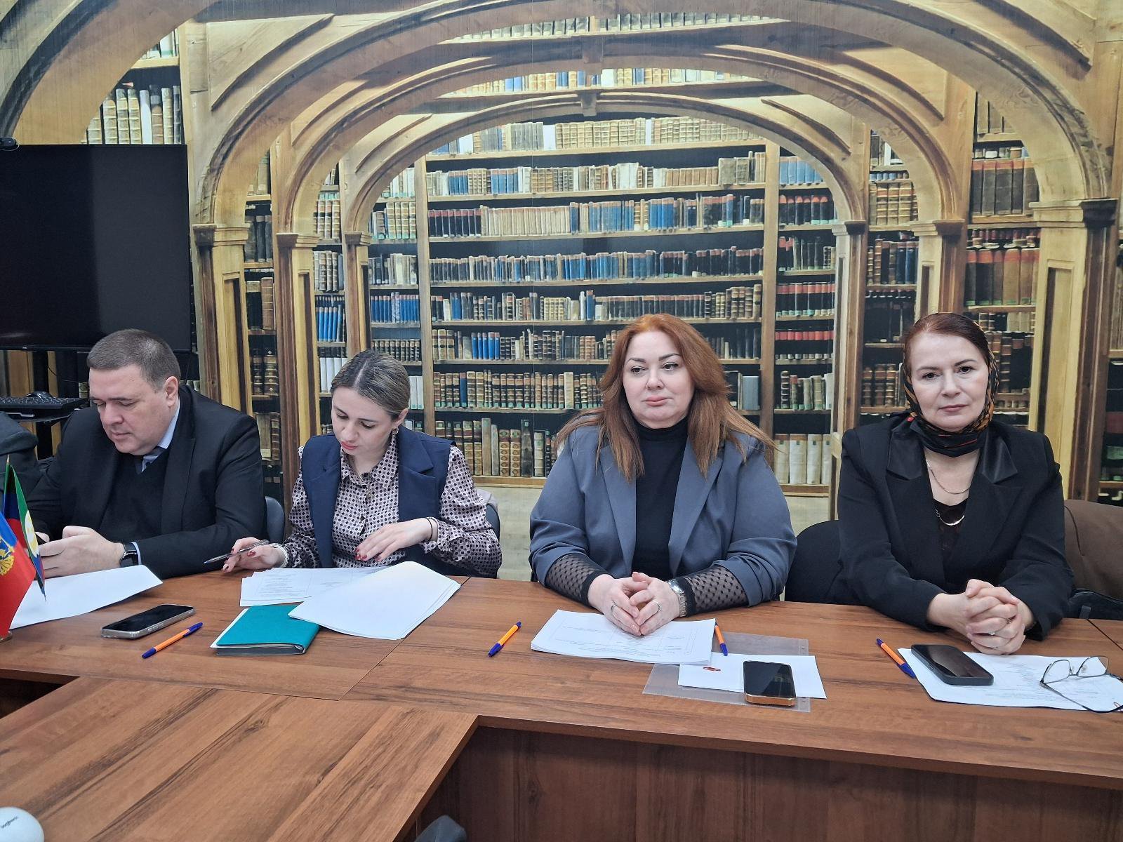 В Дагестанском кадровом центре состоялся второй этап конкурса на замещение вакантных должностей в Министерстве юстиции РД.
