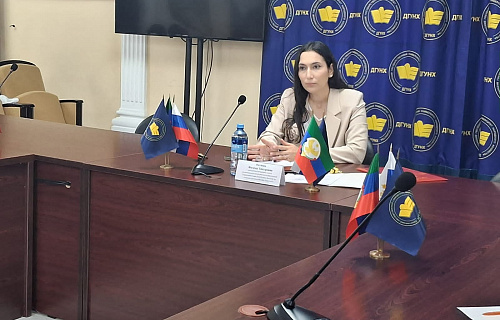 В Дагестанском кадровом центре обсудили вопросы достижения показателей госпрограммы по противодействию коррупции