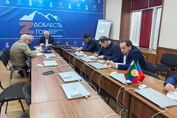 В Дагестанском кадровом центре 2 октября 2026 года завершились курсы профессиональной переподготовки муниципальных служащих.